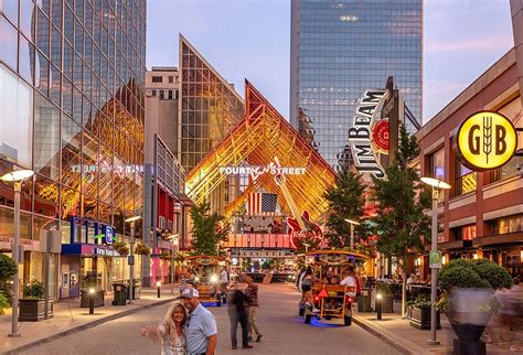 4th street live louisville - LOUISVILLE, Ky. —. People celebrated the start of 2024 with live music and champagne toasts. The marketing manager at 4th Street Live! Says they expect more than 2,000 people downtown for their ...